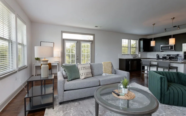 Landing Cool Springs Apartments