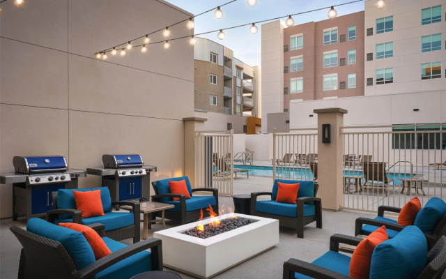 Hyatt House LA - University Medical Center