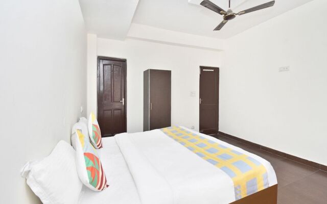 OYO 13878 Home Spacious 3BHK Kumarhatti