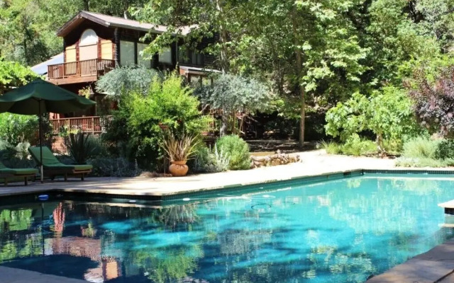 Glen Cameron Country Estate