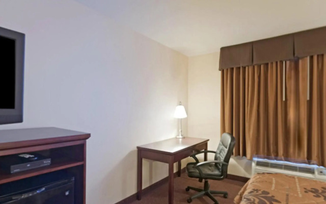 Americas Best Value Inn St. Robert
