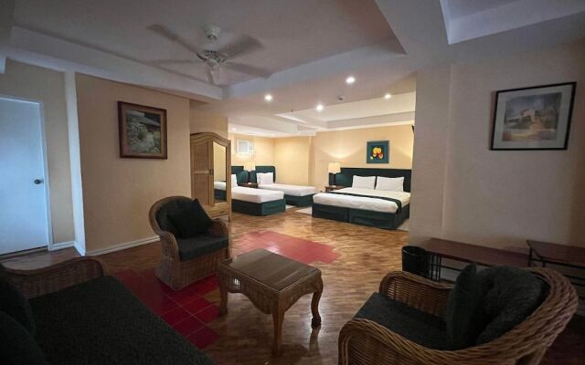 Coco Grande Hotel