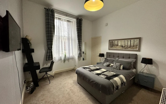 City Lights Apartments