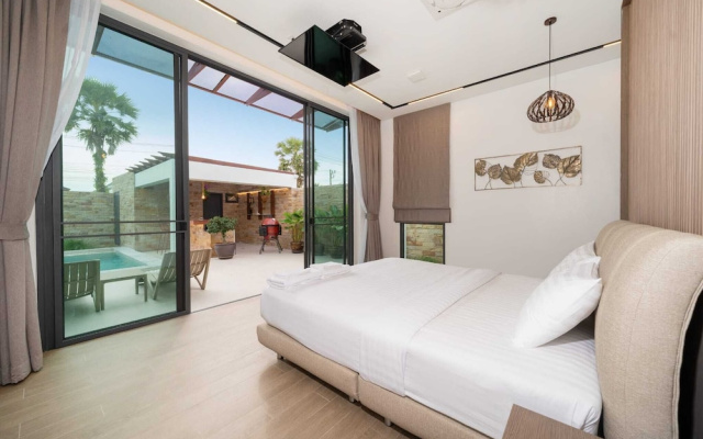 Baan Don 3 BR Pool Villa near Layan