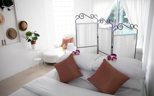 Waterside Boutique Hotel