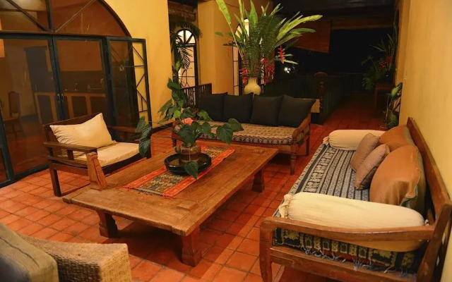 Away Chiang Kham Villa