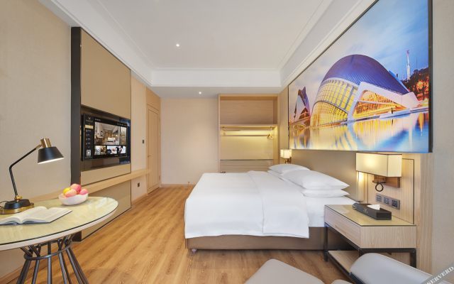 Vienna International Hotel (Wuzhou Wanda )