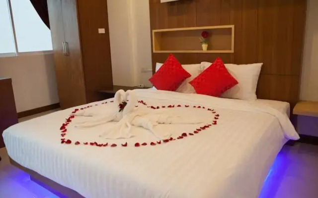 Pavilion Guesthouse Patong