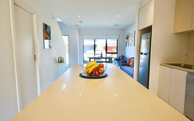 Torquay Townhouse - Close to Beach