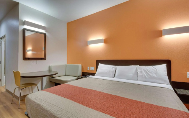 Motel 6 Tulsa, OK