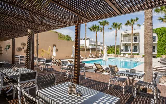 Sea View Hotel & Apartments