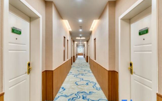 Sunny Resort Jiulong Lake Health Pavilion