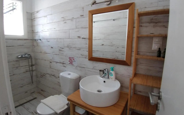 George and Danai apartments