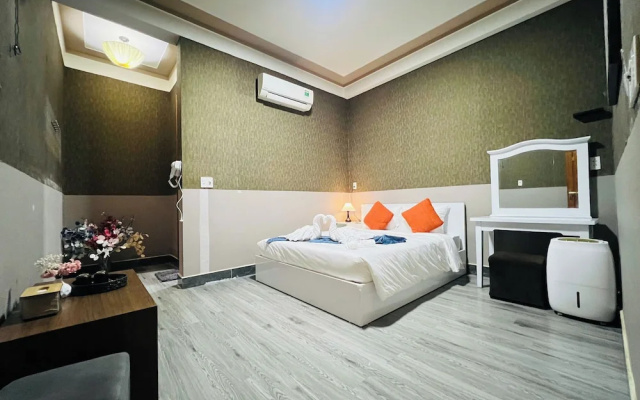 Royal Hotel & Spa Hoi An – Guest Rooms – Da Nang