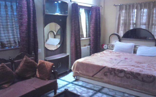 Leela Guest House