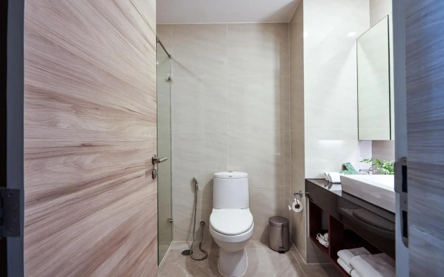 Adelphi Suites Bangkok