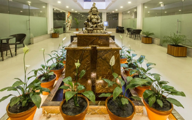Yatri Suites and Spa