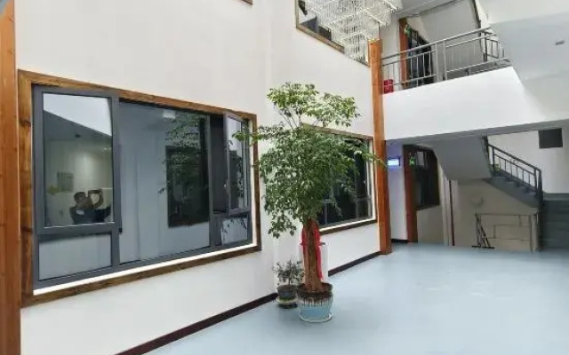 Zhangjiajie Borui Courtyard Hotel (Tianmen Mountain)