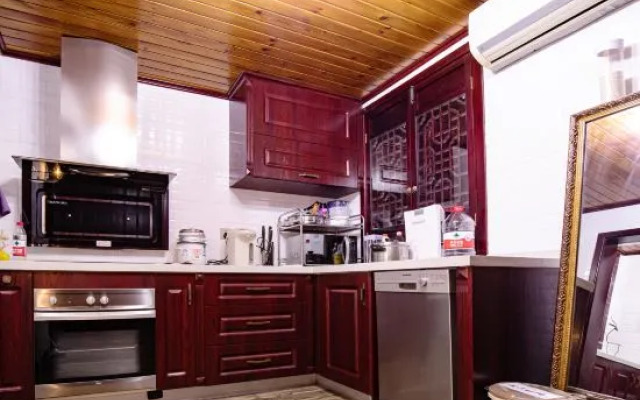 Shanghai Shikumen Culture Homestay