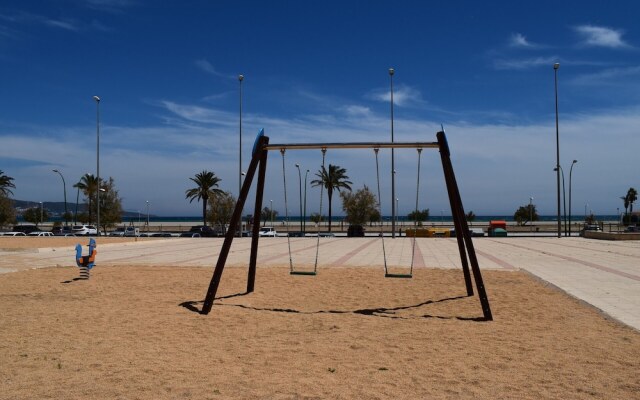 323-estudio Situado en Primera Línea de Playa