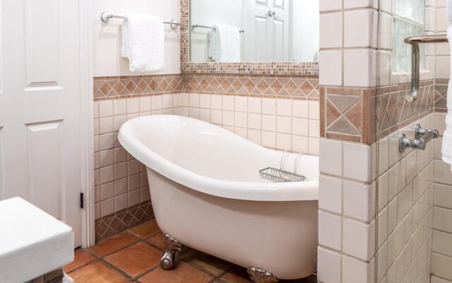 Mariposa on San Lorenzo