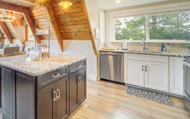 Flagstaff A-frame Cabin w/ Deck & Lovely Views!