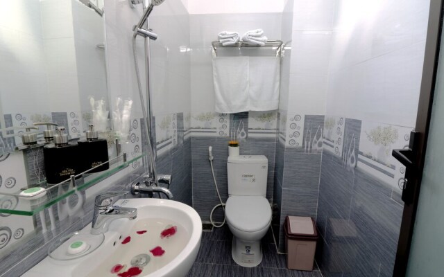 Gold Stone Homestay Hoi An