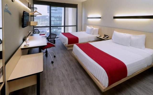 City Express Plus by Marriott Monterrey Galerias
