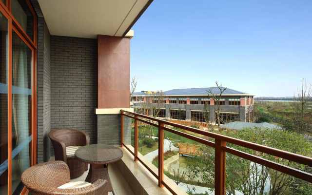 Four Points by Sheraton Chengdu, Anren