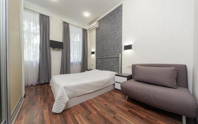 Apartment Zhukovskogo 17