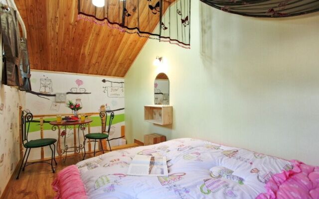 Yeoulmok Pension
