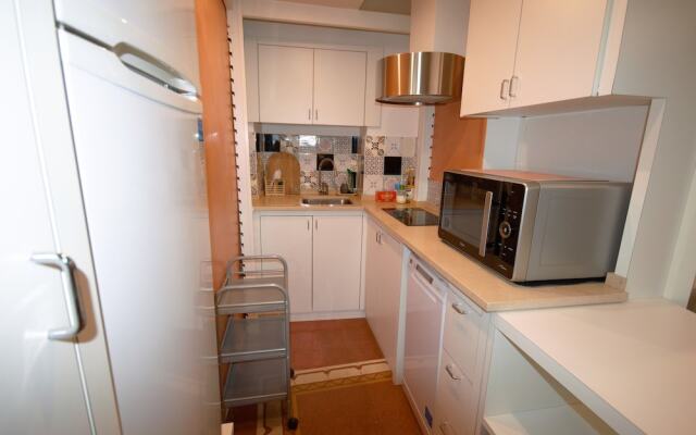 Prestige House Bargello