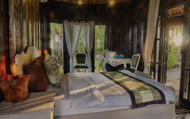 Most Exotic Beachfront Villa Keong