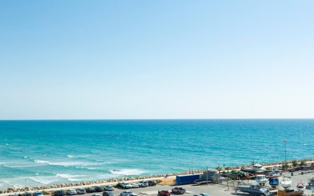 ApartHotel Okeanos on the Beach
