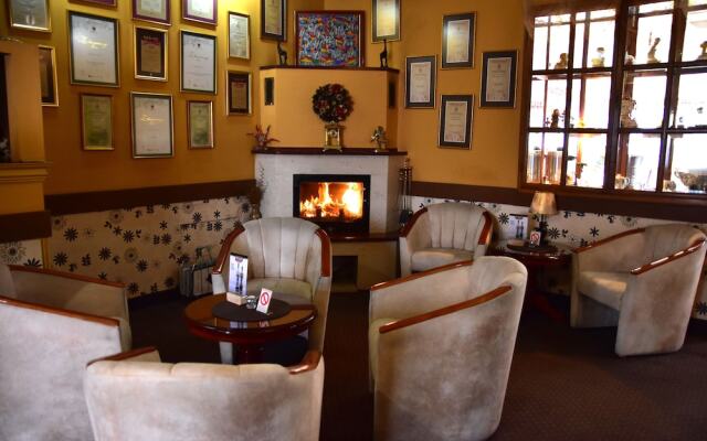 Garni Hotel Lav