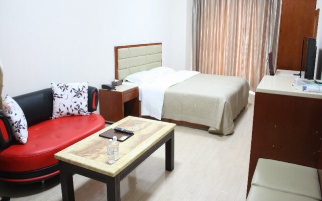 Yifan Hotel
