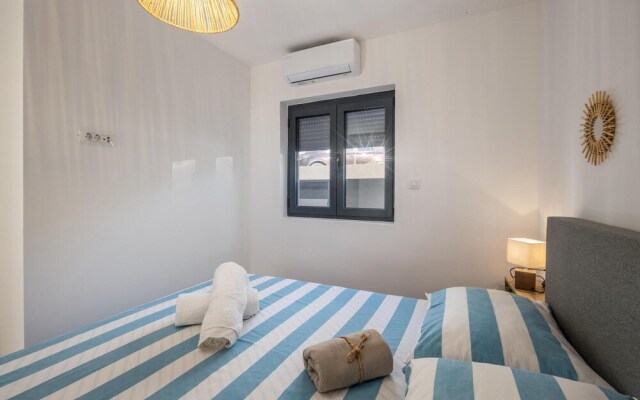 Awesome Apartment in Dramalj With 2 Bedrooms and Wifi