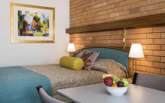 Ningana Motel