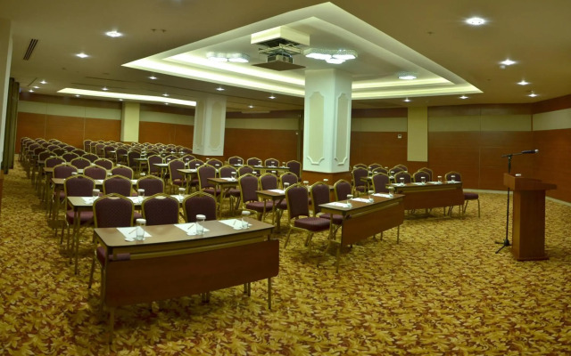 Adranos Hotel