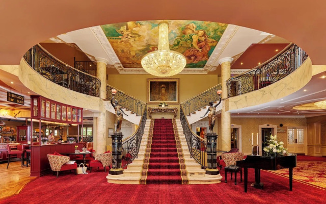 Bridge House Hotel - Leisure Club & Spa