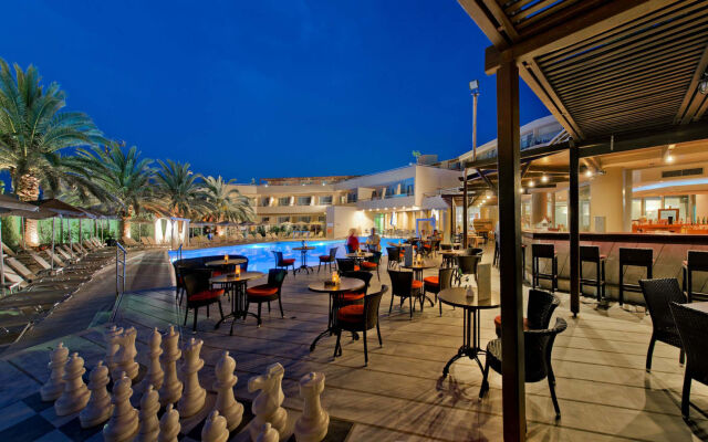 Minos Hotel