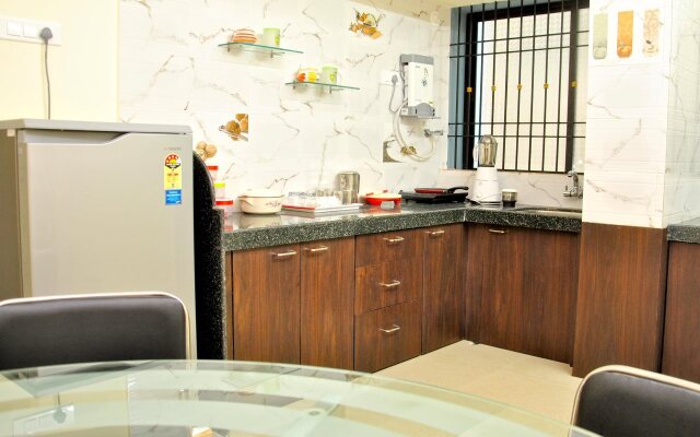 Aditi Comforts - Premium Serviced Apartment