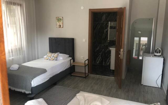 Li̇mon Otel Kiyiköy