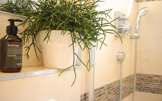 zuHause mit Berg-und BodenSeesicht