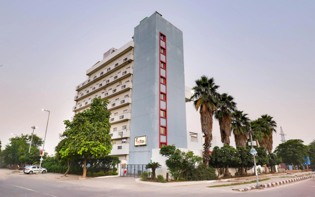 Red Fox by Lemon Tree Hotels, East Delhi
