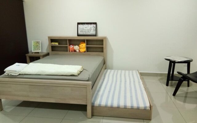 Art@trefoil setia alam*Meet2Stay*