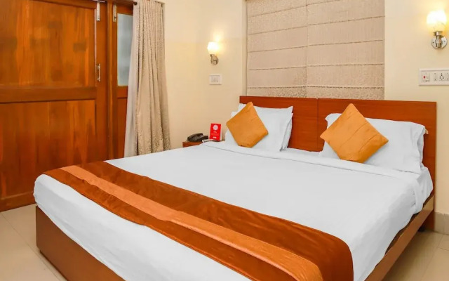 OYO 29826 Central Hotel
