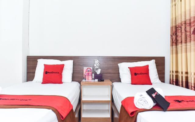 RedDoorz near Graha Saba UGM