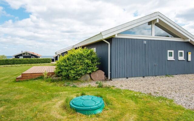 8 Person Holiday Home in Sjolund-by Traum