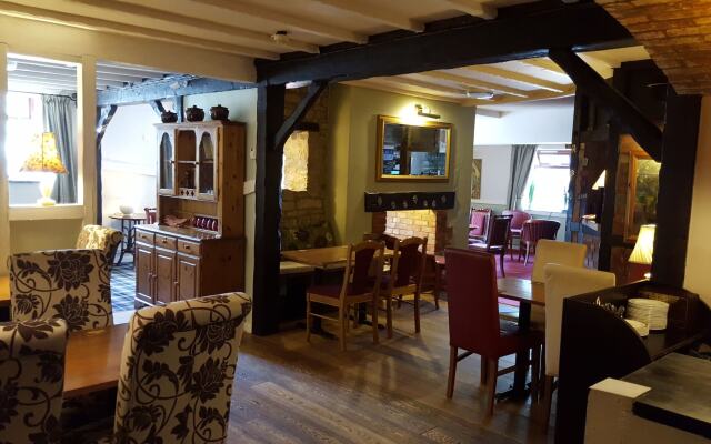 Walnut Tree Hotel